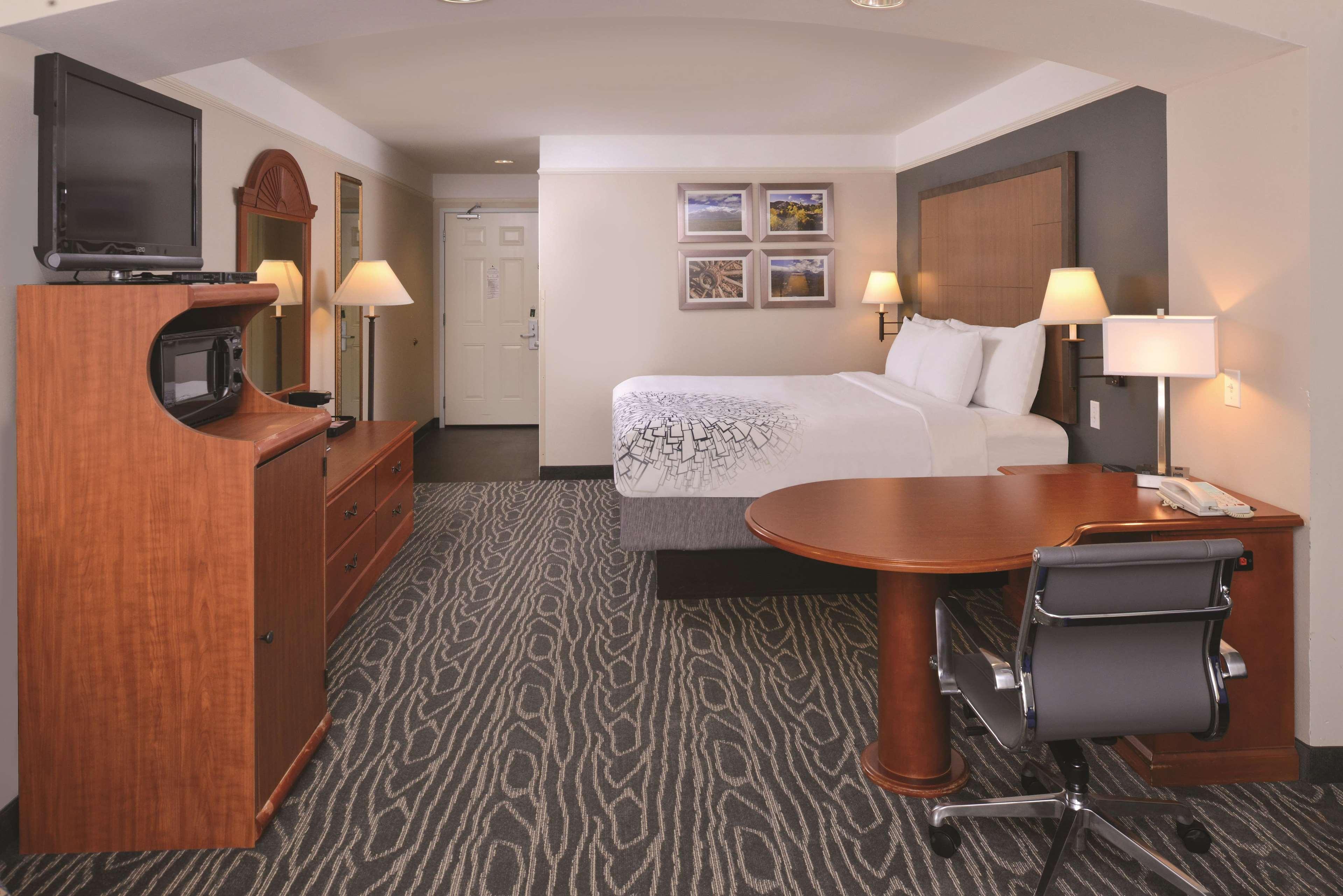 La Quinta By Wyndham Ruidoso Downs Hotel Buitenkant foto